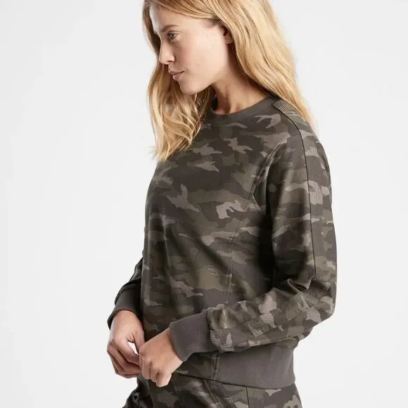 ATHLETA Women Farallon Crew Long Sleeves Sweatshirt Camo​​​ - Picture 2 of 9